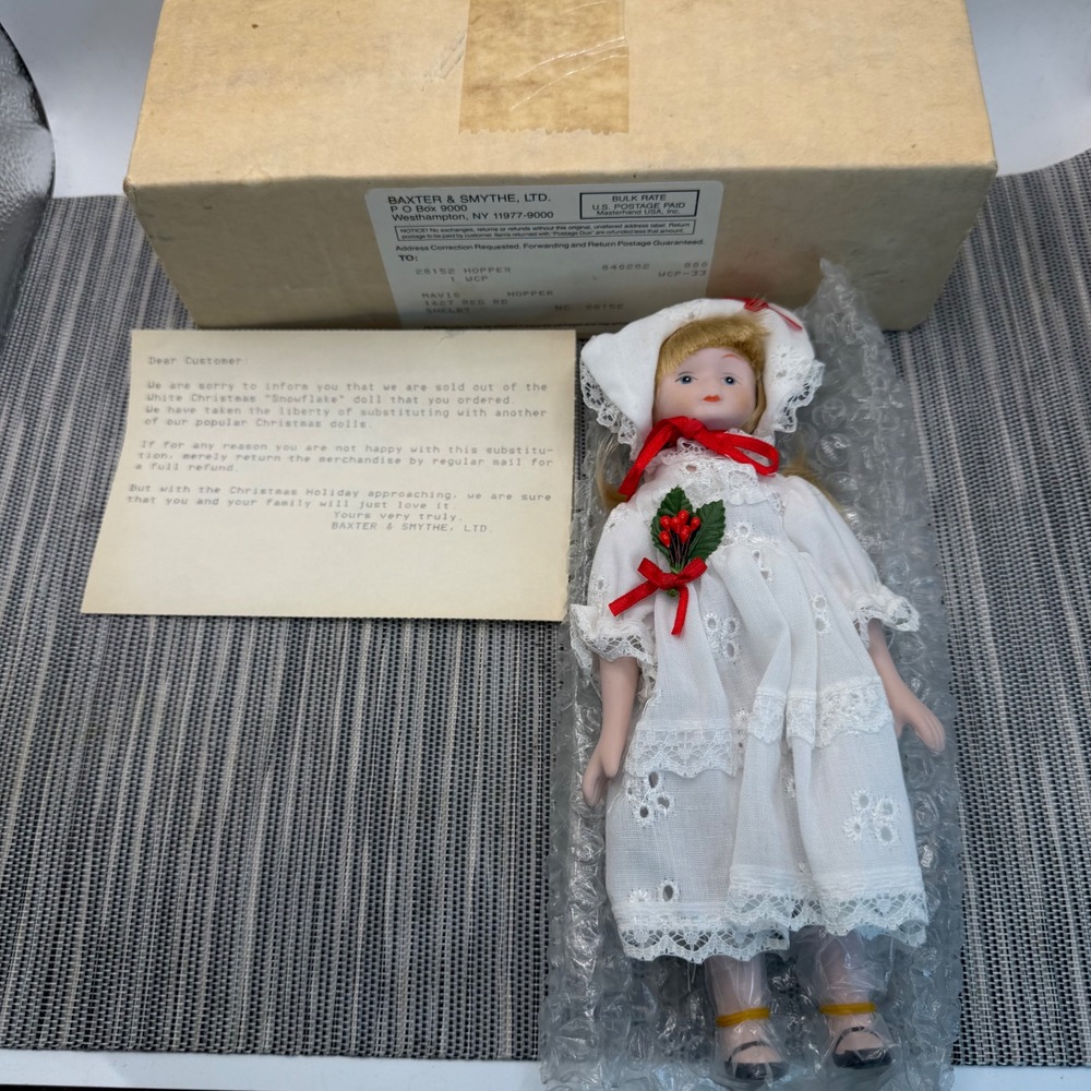 Baxter & Smythe Vintage Porcelain Christmas Doll White Lace Dress Box Letter 8in